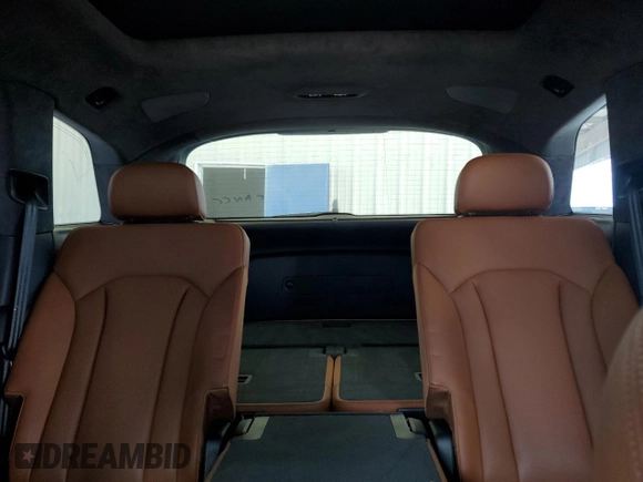 2018 Audi Q7 Prestige z VIN WA1VABF79JD053285, wystawiony jako Copart lot #58538125 z przebiegiem 47 318 mil mil oraz Szkoda całkowita • Salvage title. Historia ofert i sprzedaży dostępna na DreamBid. Obrazek 10.