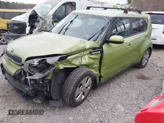 2016 Kia Soul with VIN KNDJN2A29G7871031, listed as a IAAI auction lot 41848663 with 96,498 mi miles. Bid and sale history available at carsss.com. Image 2.