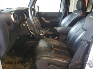 2015 Jeep Wrangler Unlimited Altitude с VIN 1C4HJWEG3FL559879, выставлен на аукционе Copart как лот 61054505 с пробегом 100 123 миль миль и На запчасти • Non repairable. История ставок и продаж доступна на DreamBid. Изображение 7.