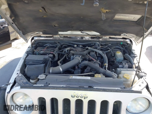 2008 Jeep Wrangler Unlimited Rubicon with VIN 1J4GA69178L550598, listed as a IAAI auction lot 42232887 with 99,637 mi miles and . Bid and sale history available at carsss.com. Image 10.