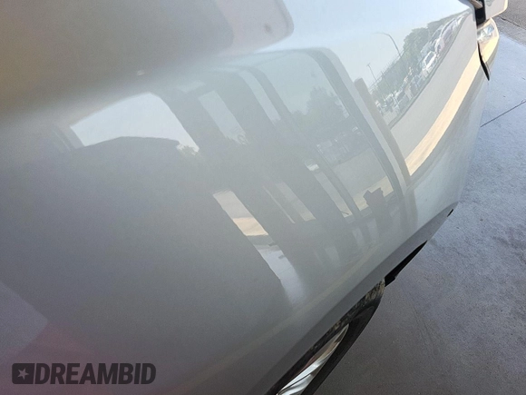 2020 Chevrolet Equinox LT with VIN 2GNAXJEV0L6236404, listed as a IAAI auction lot 42619695 with 77,124 mi miles and . Bid and sale history available at DreamBid. Image 20.