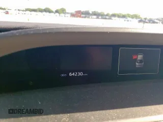 2017 Toyota Prius Two z VIN JTDKARFUXH3038947, wystawiony jako Copart lot #56379015 z przebiegiem 64 230 mil mil oraz Szkoda całkowita • Salvage title. Historia ofert i sprzedaży dostępna na DreamBid. Obrazek 9.