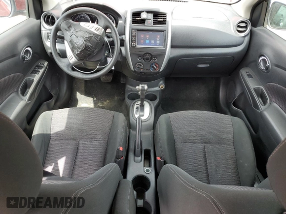2019 Nissan Versa SV z VIN 3N1CN7AP7KL864362, wystawiony jako Copart lot #56558125 z przebiegiem 138 211 mil mil oraz Czysty tytuł • Clean title. Historia ofert i sprzedaży dostępna na DreamBid. Obrazek 8.