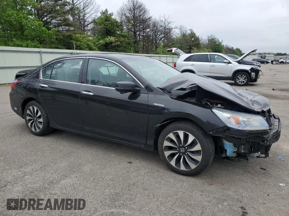 2015 Honda Accord Touring with VIN 1HGCR6F73FA013212, listed as a Copart auction lot 58341045 with 183,225 mi miles and Salvage title. Bid and sale history available at DreamBid. Image 4.
