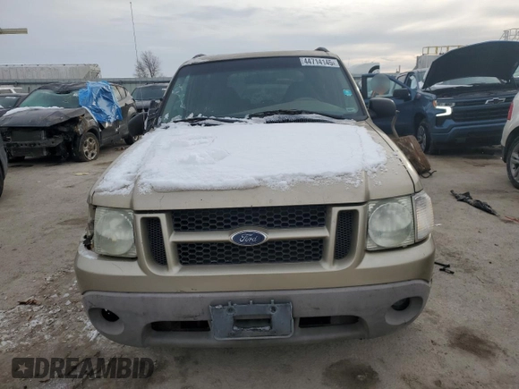 2002 Ford Explorer Sport Value with VIN 1FMYU60E12UC86826, listed as a Copart auction lot 44714145 with 193,827 mi miles and Salvage title. Bid and sale history available at DreamBid. Image 5.