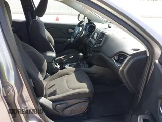 2019 Jeep Cherokee Latitude with VIN 1C4PJMCX4KD101856, listed as a IAAI auction lot 41828553 with 79,481 mi miles. Bid and sale history available at carsss.com. Image 5.