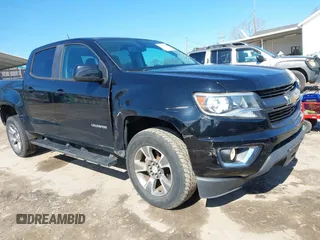 2019 Chevrolet Colorado 2WD Z71 with VIN 1GCGSDEN0K1181991, listed as a IAAI auction lot 41590482 with 38,432 mi miles. Bid and sale history available at carsss.com. Image 1.