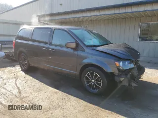 2016 Dodge Grand Caravan R/T with VIN 2C4RDGEG3GR276263, listed as a Copart auction lot 53429385 with 160,387 mi miles and Salvage Title. Bid and sale history available at DreamBid. Image 4.