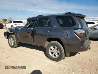 2022 Toyota 4Runner SR5 with VIN JTEMU5JR8N6070247, listed as a Copart auction lot 46717345 with Not provided miles and Salvage title. Bid and sale history available at DreamBid. Image 2.