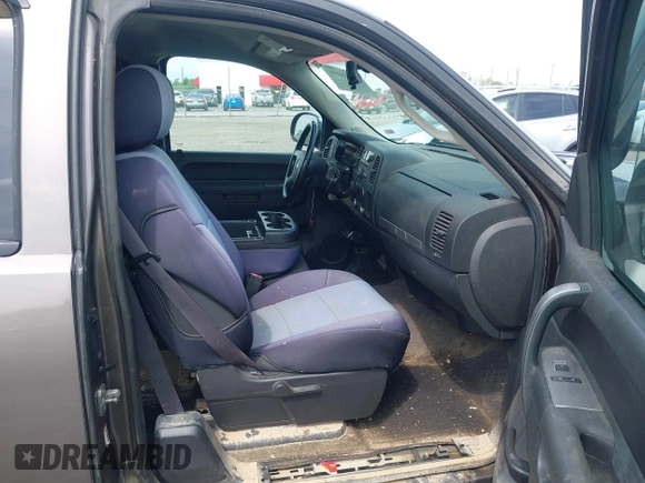 2012 Chevrolet Silverado 1500 LT with VIN 1GCRKSE77CZ197333, listed as a IAAI auction lot 42081096 with 104,928 mi miles and . Bid and sale history available at DreamBid. Image 5.