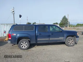 2007 GMC Sierra 1500 SLE1 с VIN 2GTEK13M571584348, выставлен на аукционе IAAI как лот 42270584 с пробегом 230 613 миль миль и . История ставок и продаж доступна на DreamBid. Изображение 13.