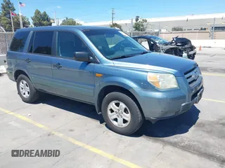 2006 Honda Pilot LX with VIN 5FNYF28166B014702, listed as a IAAI auction lot 42815762 with 225,990 mi miles and . Bid and sale history available at DreamBid. Image 1.