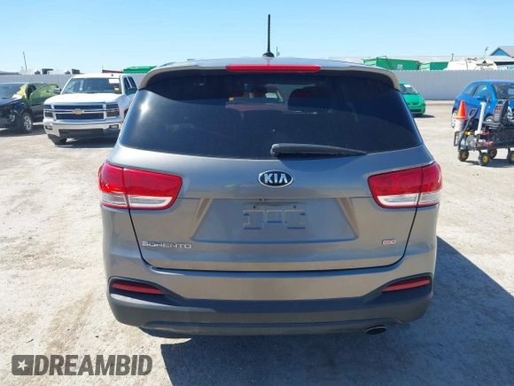 2018 Kia Sorento LX with VIN 5XYPG4A31JG407962, listed as a IAAI auction lot 41774715 with 155,338 mi miles. Bid and sale history available at carsss.com. Image 16.
