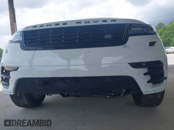 2025 Land Rover Range Rover Velar Dynamic SE with VIN SALYL2EX2SA810750, listed as a IAAI auction lot 42118663 with 4,499 mi miles and . Bid and sale history available at DreamBid. Image 6.