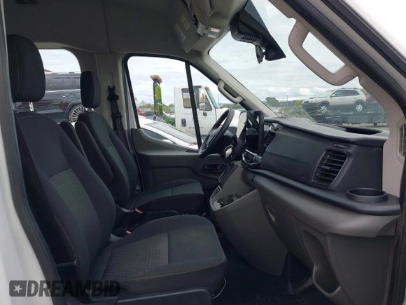 2023 Ford Transit Passenger XL with VIN 1FBAX2C80PKA94008, listed as a IAAI auction lot 42007461 with 35,553 mi miles and . Bid and sale history available at DreamBid. Image 5.