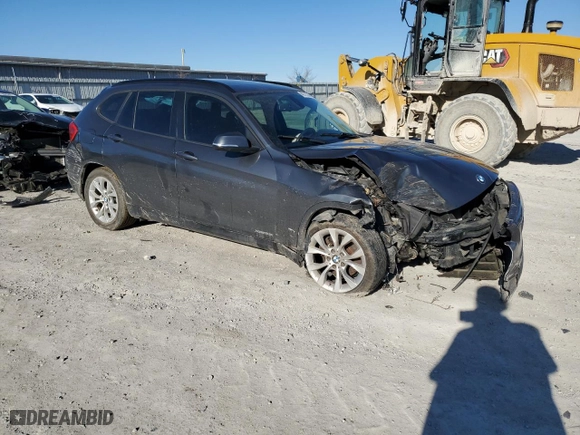 2013 BMW X1 xDrive28i with VIN WBAVL1C58DVR85146, listed as a Copart auction lot 46715745 with 104,949 mi miles and Salvage Title. Bid and sale history available at carsss.com. Image 4.