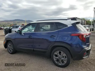 2024 Kia Seltos S z VIN KNDEU2AA8R7664127, wystawiony jako Copart lot #53173565 z przebiegiem 484 mil mil oraz Szkoda całkowita • Salvage title. Historia ofert i sprzedaży dostępna na DreamBid. Obrazek 2.