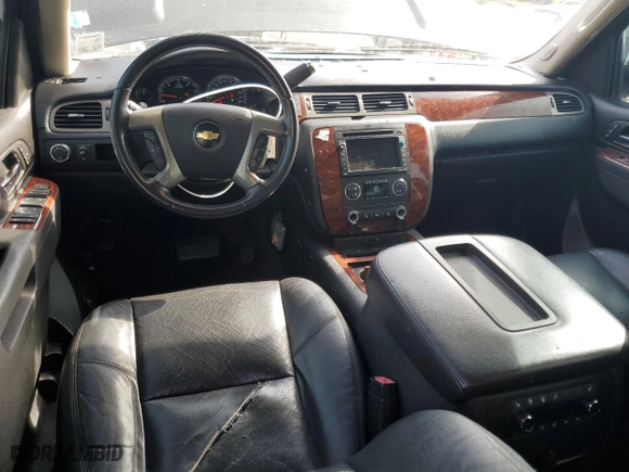 2010 Chevrolet Tahoe LTZ with VIN 1GNUCCE03AR280584, listed as a Copart auction lot 89387585 with 216,725 mi miles and Salvage Title. Bid and sale history available at carsss.com. Image 8.