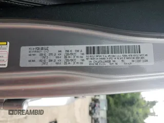 2018 Jeep Wrangler Unlimited Rubicon Recon z VIN 1C4HJWFGXJL840598, wystawiony jako Copart lot #59399595 z przebiegiem 63 298 mil mil oraz Szkoda całkowita • Salvage title. Historia ofert i sprzedaży dostępna na DreamBid. Obrazek 14.