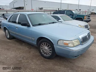 2010 Mercury Grand Marquis LS with VIN 2MEBM7FV0AX613519, listed as a IAAI auction lot 41582646 with 201,854 mi miles. Bid and sale history available at carsss.com. Image 1.