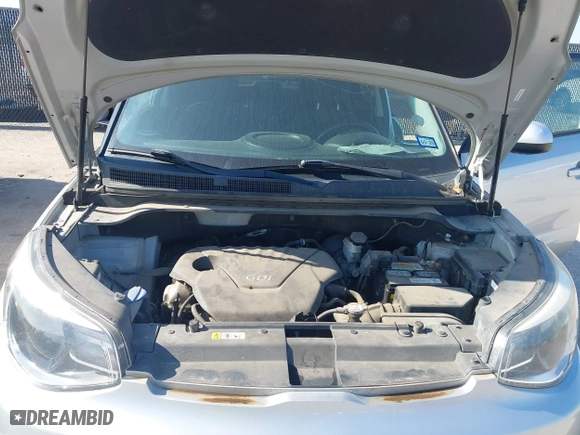 2015 Kia Soul with VIN KNDJN2A22F7770587, listed as a IAAI auction lot 42100497 with 114,933 mi miles. Bid and sale history available at carsss.com. Image 10.