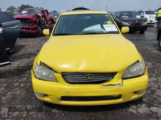 2001 Lexus IS 300/350 z VIN JTHBD182610014669, wystawiony jako IAAI lot #42261927 z przebiegiem 316 221 mil mil oraz . Historia ofert i sprzedaży dostępna na DreamBid. Obrazek 6.