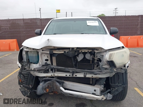 2014 Toyota Tacoma PreRunner z VIN 3TMJU4GN3EM170360, wystawiony jako IAAI lot #42438394 z przebiegiem 223 101 mil mil oraz . Historia ofert i sprzedaży dostępna na DreamBid. Obrazek 12.