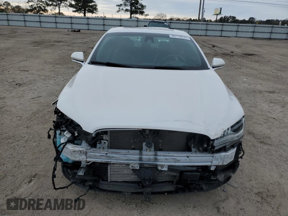 2020 Lincoln MKZ Reserve with VIN 3LN6L5EC3LR605731, listed as a Copart auction lot 89118235 with 43,134 mi miles and Salvage title. Bid and sale history available at DreamBid. Image 5.