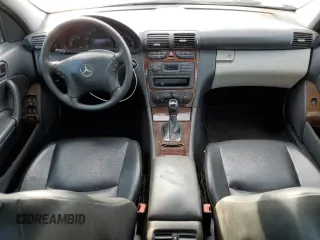 2003 Mercedes-Benz C 240 с VIN WDBRF61J43F336332, выставлен на аукционе Copart как лот 45718375 с пробегом 158 722 миль миль и Списание • Salvage title. История ставок и продаж доступна на DreamBid. Изображение 8.