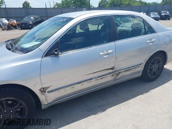 2007 Honda Accord LX SE с VIN 1HGCM56397A028272, выставлен на аукционе IAAI как лот 42579915 с пробегом 163 918 миль миль и . История ставок и продаж доступна на DreamBid. Изображение 6.