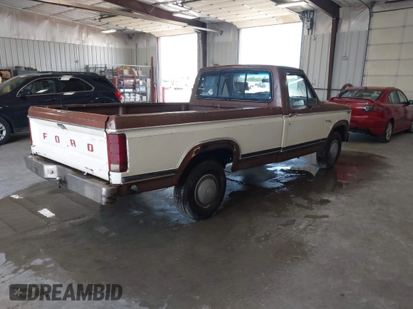 1981 Ford F-150 с VIN 1FTDF15F3BUA40006, выставлен на аукционе IAAI как лот 42456045 с пробегом 53 417 миль миль и . История ставок и продаж доступна на DreamBid. Изображение 4.