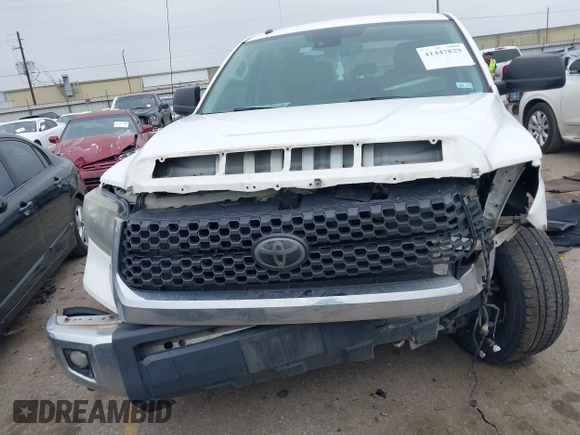 2018 Toyota Tundra 2WD SR5 with VIN 5TFEY5F14JX232234, listed as a IAAI auction lot 41447829 with 183,635 mi miles. Bid and sale history available at carsss.com. Image 12.