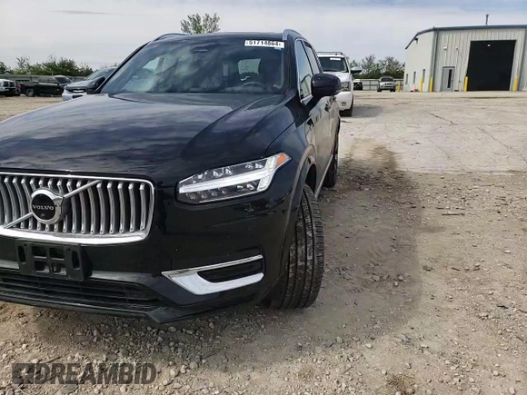 2023 Volvo XC90 Plus Bright Theme z VIN YV4H60CN7P1941746, wystawiony jako Copart lot #51714864 z przebiegiem 22 655 mil mil oraz Szkoda całkowita • Salvage title. Historia ofert i sprzedaży dostępna na DreamBid. Obrazek 11.
