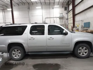 2013 GMC Yukon XL SLT z VIN 1GKS2KE71DR342261, wystawiony jako IAAI lot #42018535 z przebiegiem 201 847 mil mil oraz . Historia ofert i sprzedaży dostępna na DreamBid. Obrazek 13.