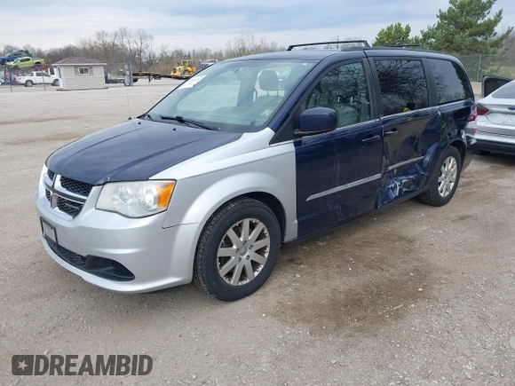 2013 Chrysler Town & Country Touring with VIN 2C4RC1BG2DR598182, listed as a IAAI auction lot 42026752 with 228,792 mi miles. Bid and sale history available at carsss.com. Image 2.