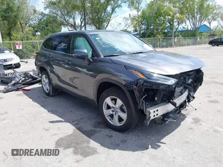 2022 Toyota Highlander L z VIN 5TDCZRAH4NS543318, wystawiony jako IAAI lot #42153681 z przebiegiem 56 196 mil mil oraz . Historia ofert i sprzedaży dostępna na DreamBid. Obrazek 1.