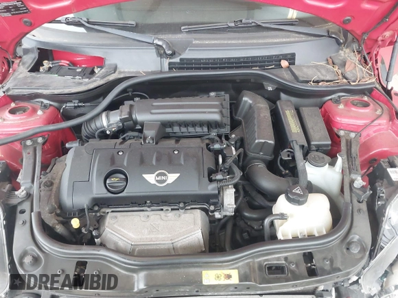 2012 MINI Hardtop with VIN WMWSU3C58CT262077, listed as a IAAI auction lot 42140178 with 70,099 mi miles and . Bid and sale history available at DreamBid. Image 10.