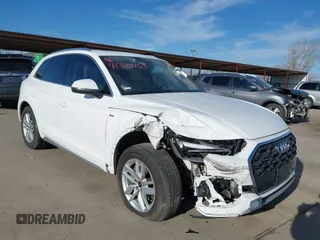 2022 Audi Q5 S line Premium z VIN WA1GAAFY2N2051987, wystawiony jako IAAI lot #41379159 z przebiegiem 34 592 mil mil oraz . Historia ofert i sprzedaży dostępna na DreamBid. Obrazek 1.