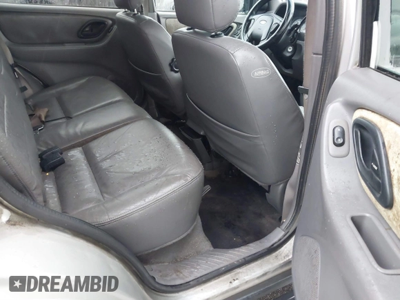 2002 Ford Escape XLT с VIN 1FMCU031X2KA05649, выставлен на аукционе IAAI как лот 41714125 с пробегом 265 596 миль миль и . История ставок и продаж доступна на DreamBid. Изображение 8.