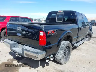 2016 Ford F-250 Lariat z VIN 1FT7W2BT8GEA78393, wystawiony jako IAAI lot #41590588 z przebiegiem 70 861 mil mil oraz . Historia ofert i sprzedaży dostępna na DreamBid. Obrazek 4.