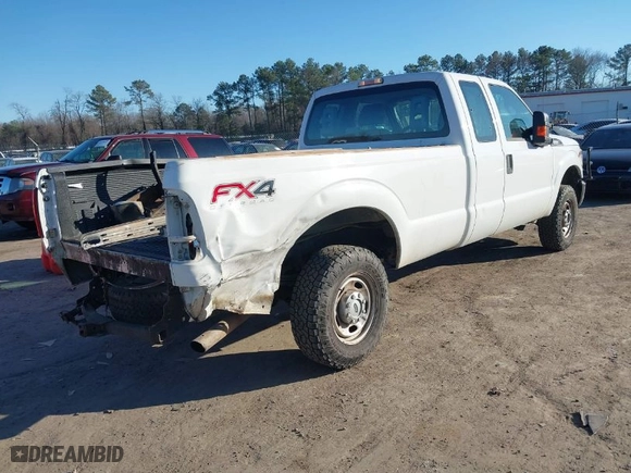 2015 Ford Super Duty F-250 SRW XLT with VIN 1FT7X2B69FEB71297, listed as a IAAI auction lot 41665201 with 214,931 mi miles. Bid and sale history available at carsss.com. Image 4.