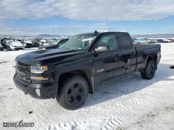2018 Chevrolet Silverado 1500 LT with VIN 1GCVKREC6JZ247673, listed as a Copart auction lot 89088055 with 44,244 mi miles and Salvage Title. Bid and sale history available at carsss.com. Image 1.