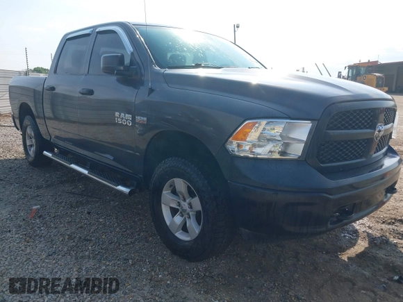 2018 Ram 1500 Express z VIN 1C6RR7KT0JS276527, wystawiony jako IAAI lot #41967968 z przebiegiem 200 964 mil mil oraz . Historia ofert i sprzedaży dostępna na DreamBid. Obrazek 1.