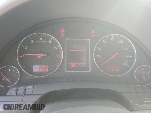 2005 Audi A4 SE с VIN WAULC68E75A116933, выставлен на аукционе Copart как лот 78170564 с пробегом 217 181 миль миль и Списание • Salvage title. История ставок и продаж доступна на DreamBid. Изображение 9.