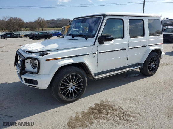 2020 Mercedes-Benz G-Class G 550 with VIN WDCYC6BJXLX334383, listed as a Copart auction lot 82628574 with 43,299 mi miles and Salvage Title. Bid and sale history available at carsss.com. Image 1.