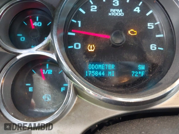 2010 Chevrolet Silverado 1500 LT with VIN 3GCRCSE08AG270268, listed as a IAAI auction lot 41534509 with 175,844 mi miles and . Bid and sale history available at DreamBid. Image 15.