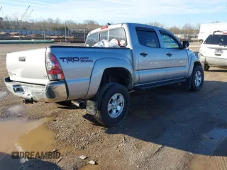 2014 Toyota Tacoma with VIN 3TMLU4EN5EM135783, listed as a IAAI auction lot 41520091 with 188,973 mi miles. Bid and sale history available at carsss.com. Image 4.