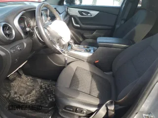 2020 Chevrolet Blazer LT z VIN 3GNKBCRS2LS689889, wystawiony jako Copart lot #48280455 z przebiegiem 58 428 mil mil oraz Szkoda całkowita • Salvage title. Historia ofert i sprzedaży dostępna na DreamBid. Obrazek 7.