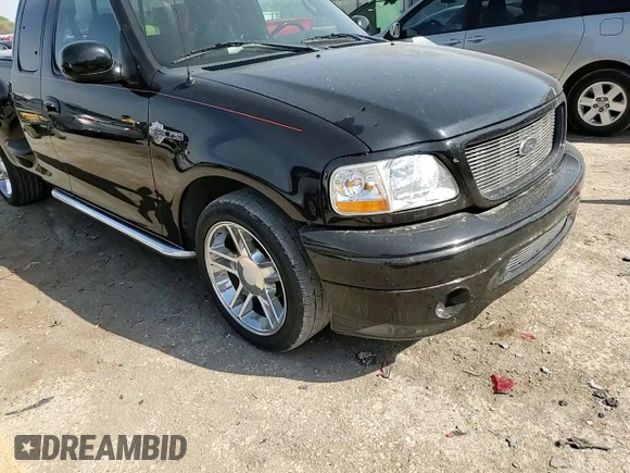 2000 Ford F-150 XL with VIN 2FTRX07L6YCA93968, listed as a Copart auction lot 52541195 with 252,092 mi miles and Salvage title. Bid and sale history available at DreamBid. Image 10.