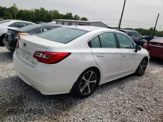 2015 Subaru Legacy 2.5i Limited with VIN 4S3BNAL66F3066687, listed as a Copart auction lot 61544873 with 175,497 mi miles. Bid and sale history available at carsss.com. Image 3.